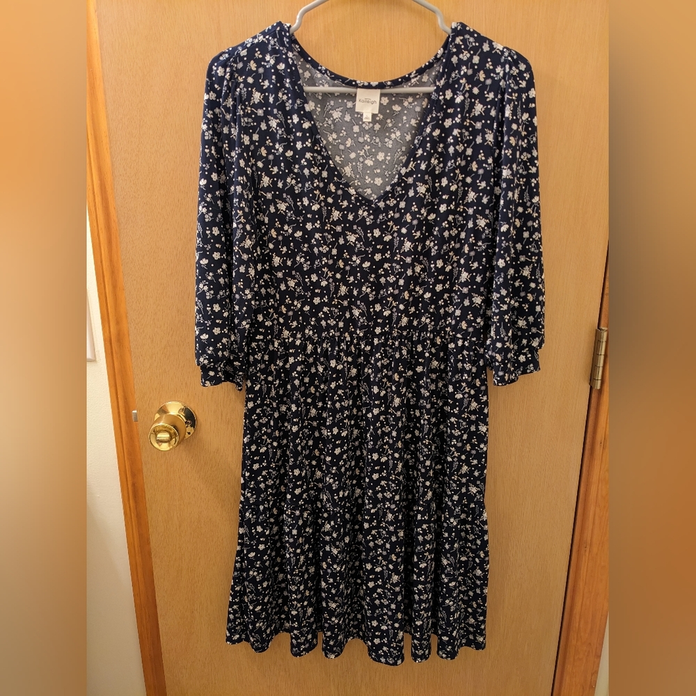 Navy 3/4 Sleeve Floral Dress